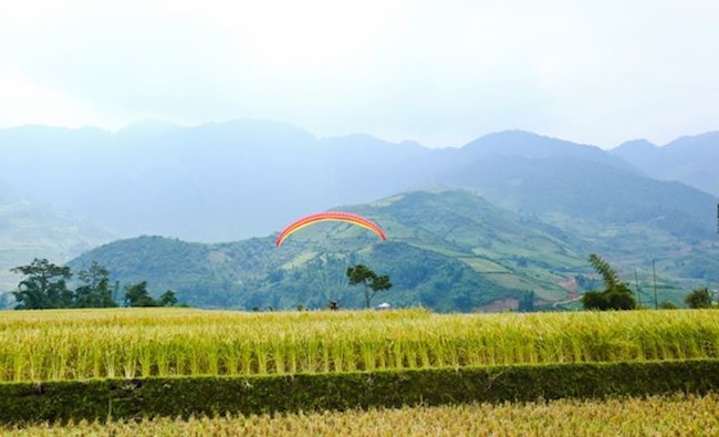 M&ugrave; Cang Chải k&iacute;n ph&ograve;ng cho Lễ hội ruộng bậc thang